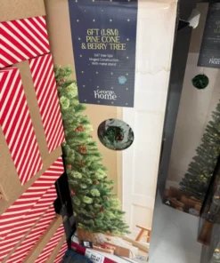 buy Christmas tree liquidation pallets France