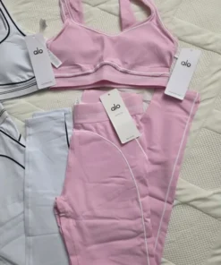 Alo clothing liquidation pallets