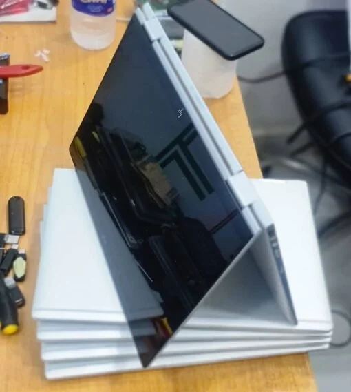 buy laptop liquidation pallets France