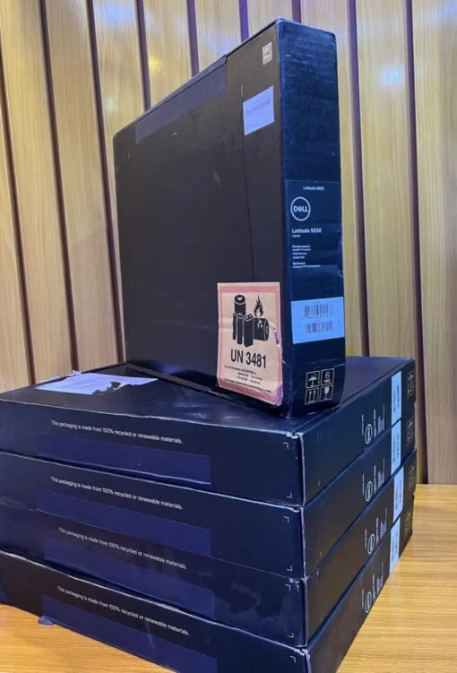 buy laptop liquidation pallets France