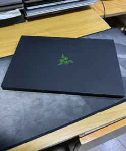 buy laptop liquidation pallets France