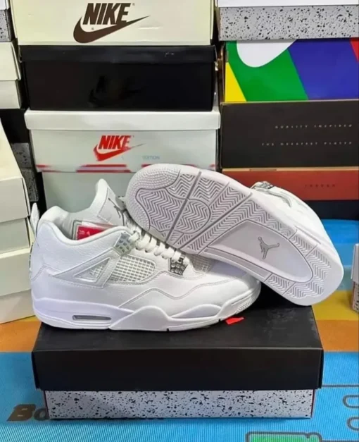bulk sneakers liquidation pallets