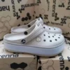 buy Crocs liquidation pallets France