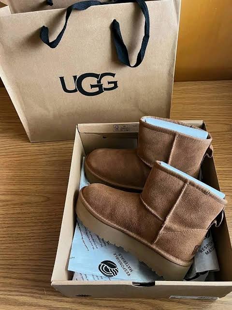 buy UGG boots liquidation pallets France