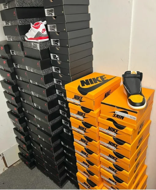 sneaker clearance pallets France