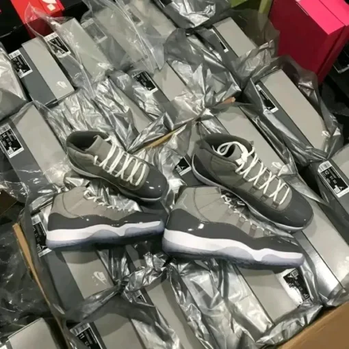 sneaker clearance pallets France